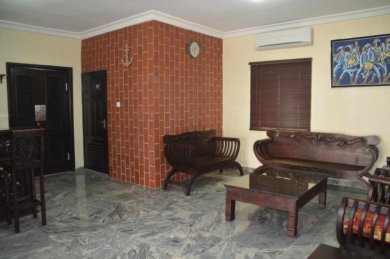 Best Budget Hotel Kunkwaba Exterior photo