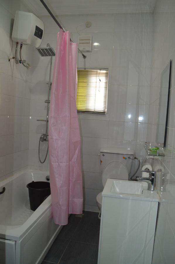 Best Budget Hotel Kunkwaba Exterior photo